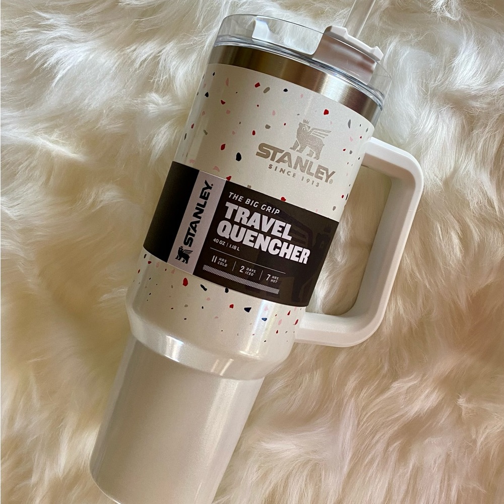 NWT New Stanley 40 Oz The Big Grip Travel Quencher Tumbler, TERRAZZO PEARLESCENT